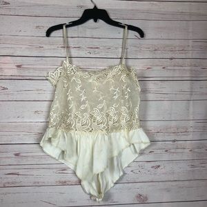 Victoria’s Secret Vintage Cream Lace Lingerie Sz M